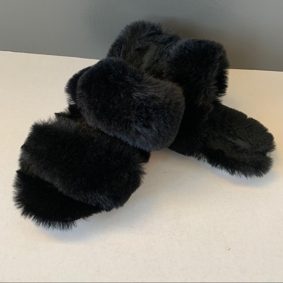 dolce Vita Soft Fuzzy Black Two Strap Slippers Size 10 - Picture 2 of 6
